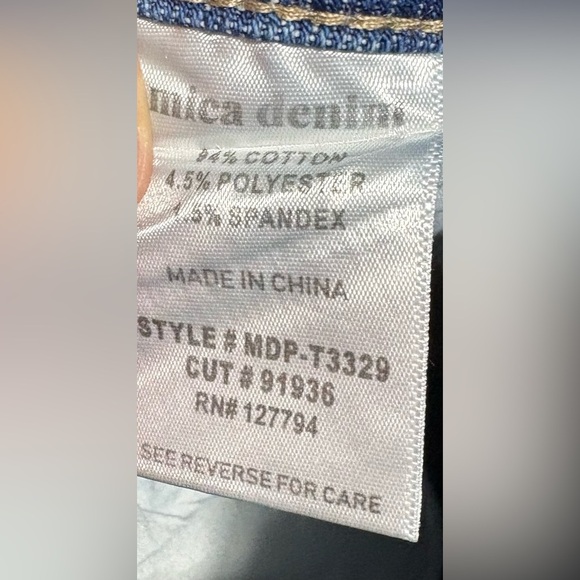 Stylish Distressed Light Blue Straight Leg Jeans - Picture 5 of 5